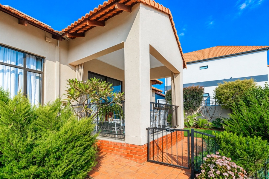 2 Bedroom Property for Sale in Xanadu Eco Park North West